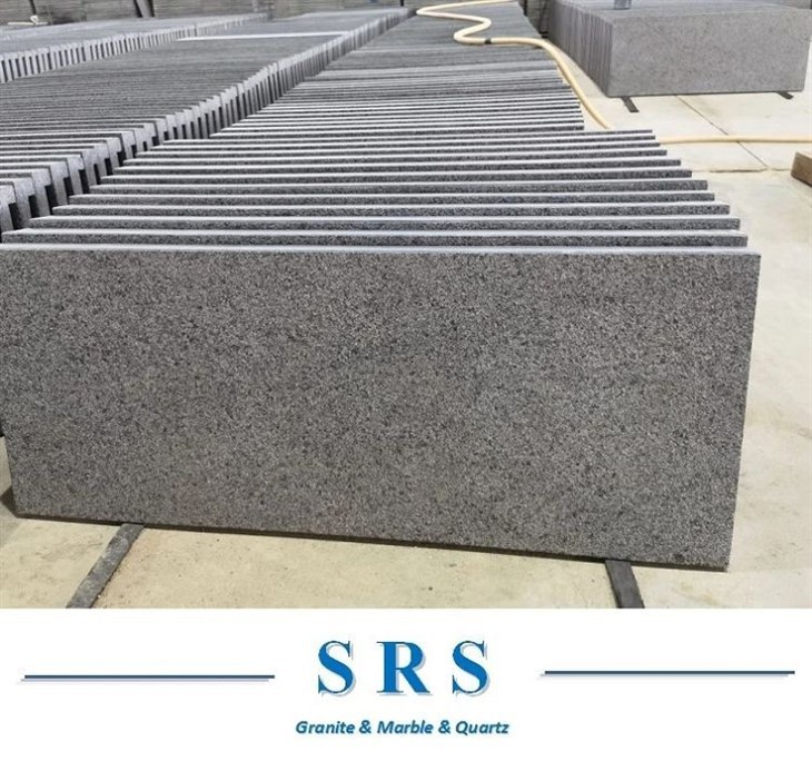 Dark-Grey-Basalt-Granite-Swimming-Pool-Pavers-Coping-for-Outdoor-Garden-Houses.webp (2)(001)