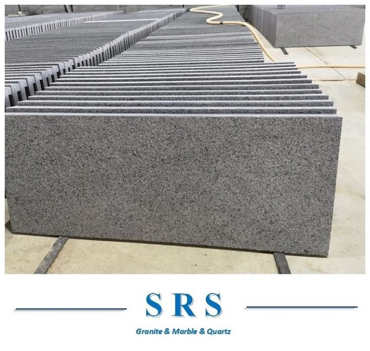 Dark-Grey-Basalt-Granite-Swimming-Pool-Pavers-Coping-for-Outdoor-Garden-Houses.webp (4)(001)